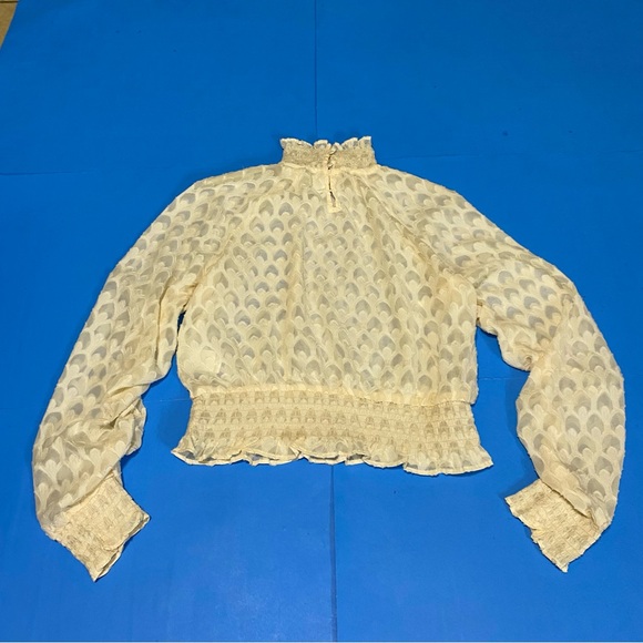 NWT! H&M Cream Lace Blouse - Picture 11 of 13